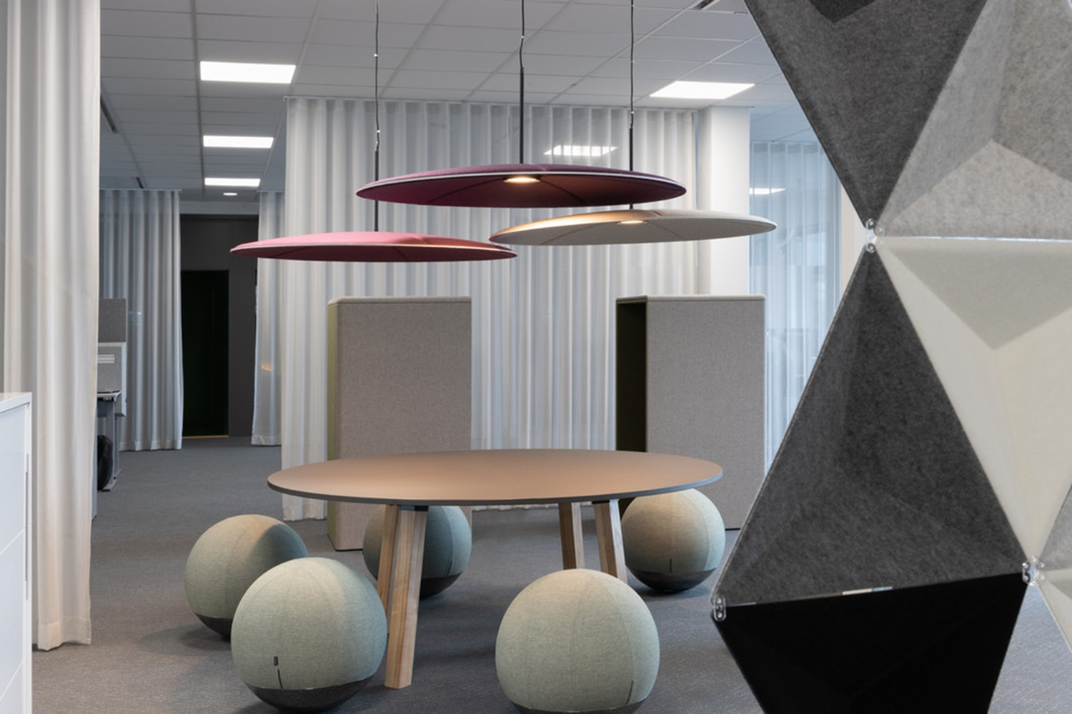 Lampe acoustique Lily